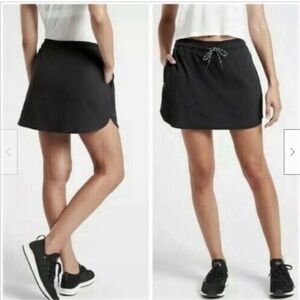 Athleta black crest skort